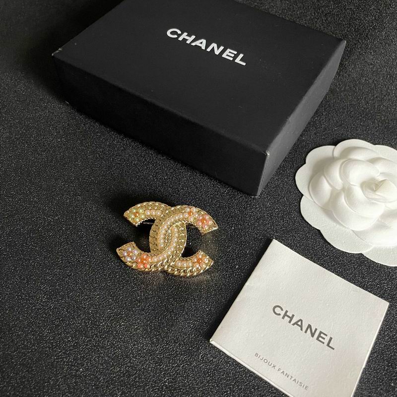 Chanel Brooch 07yxs05